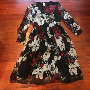 👠long sleeve midi floral dress